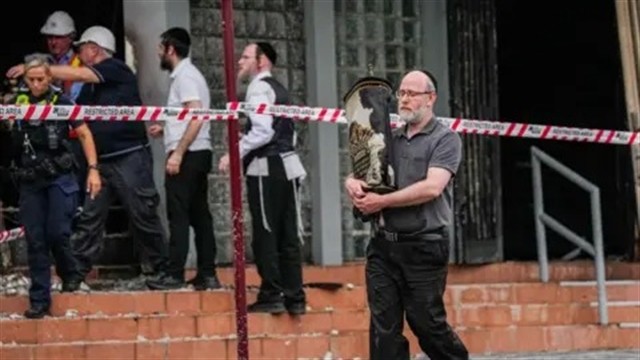 অস্ট্রেলিয়ার মেলবোর্নে ইহুদিদের উপাসনালয়ে অগ্নিসংযোগ!